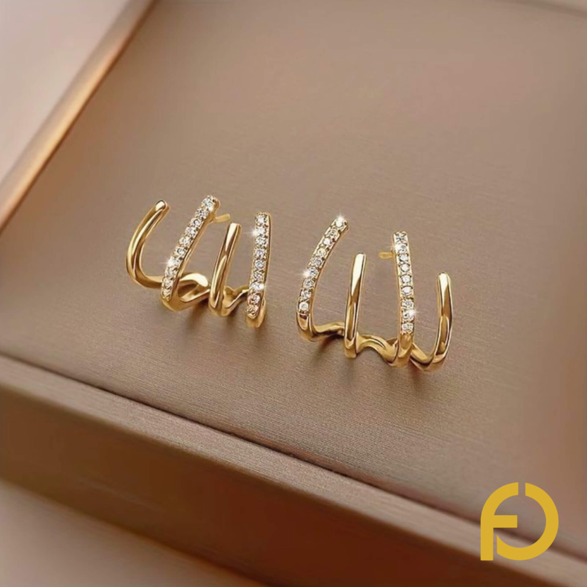 InShot_20241023_154647783 Crystal Claws Studs - Stainless Steel Jewelry in Pakistan - Fostelle