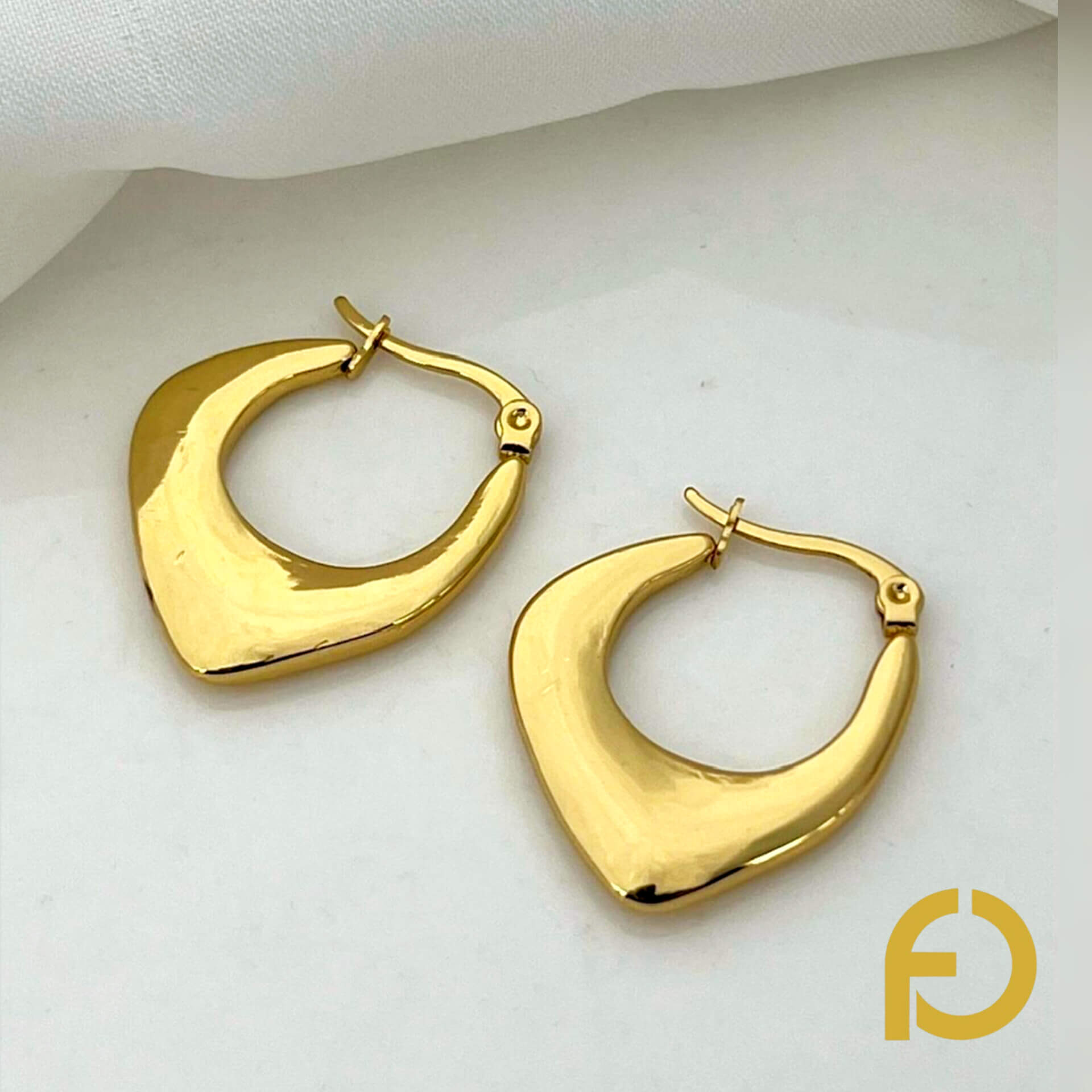 InShot_20241031_215823449 Aura Dainty Hoops - Stainless Steel Jewelry in Pakistan - Fostelle