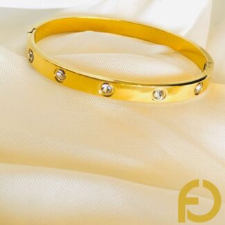 Home - Stainless Steel Jewelry in Pakistan - Fostelle Home - Stainless Steel Jewelry in Pakistan - Fostelle