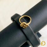 Clover Ring - Stainless Steel Jewelry in Pakistan - Fostelle Clover Ring - Stainless Steel Jewelry in Pakistan - Fostelle