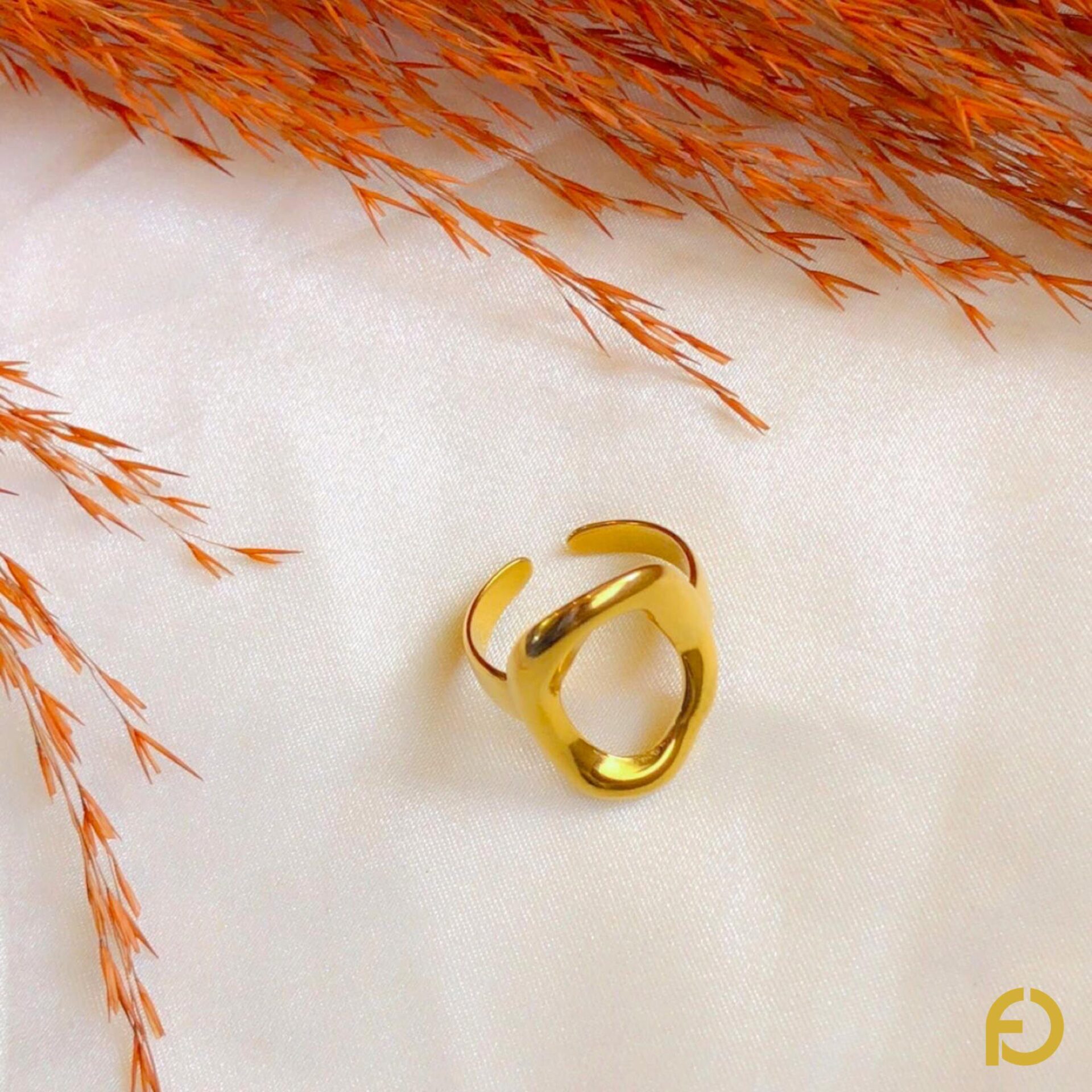 2025/05/1000133669.jpg Solivy Ring - Stainless Steel Jewelry in Pakistan - Fostelle