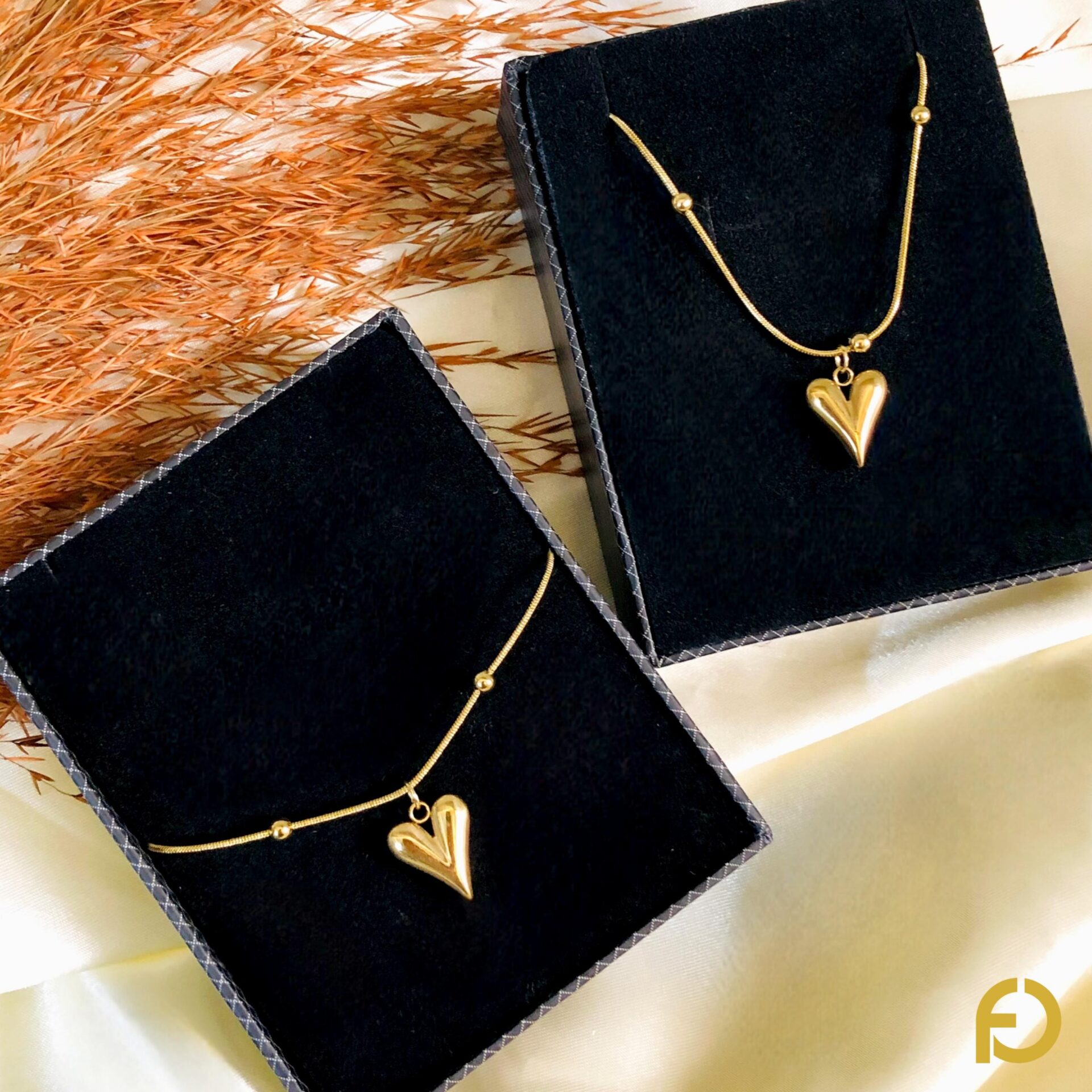 2025/11/1000122217.jpg Melting Heart Set - Stainless Steel Jewelry in Pakistan - Fostelle